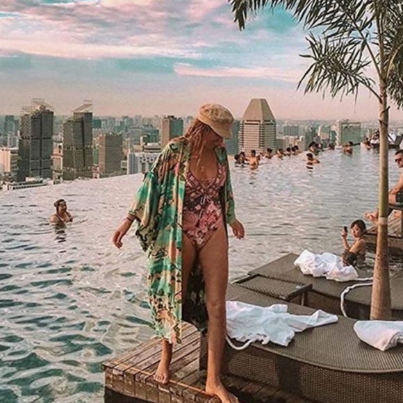 Nightingale Bohemian Gypsy Floral Moon Oversized Resort Beach Maxi Kimono - Picture 7 of 10